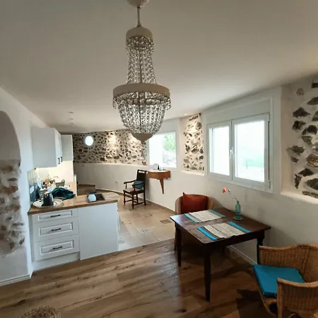 Premium Am Sitz Der Goetter Mit Privatem Pool Apartment